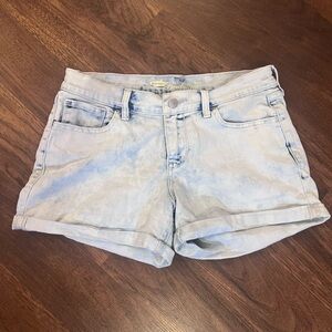 Old Navy 3” Boyfriend Shorts Light Wash Size 4